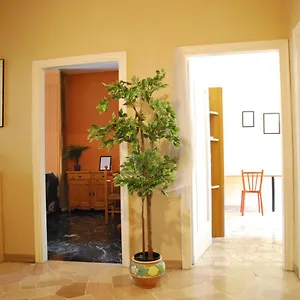 https://leopolda-vintage-apartment.it-tuscanyhotel.com
